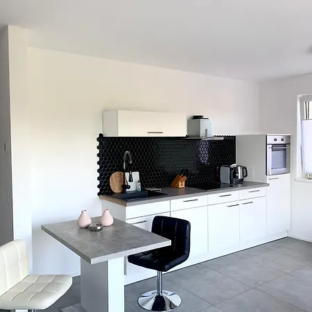 Woerthersee-appartements Апартаменты *